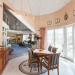 Katharina Penthouse
