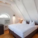 Katharina Penthouse