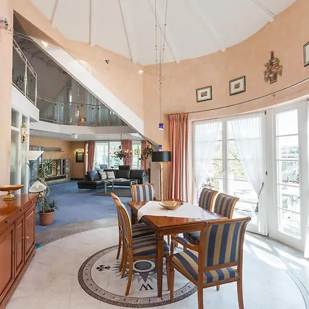 Katharina Penthouse
